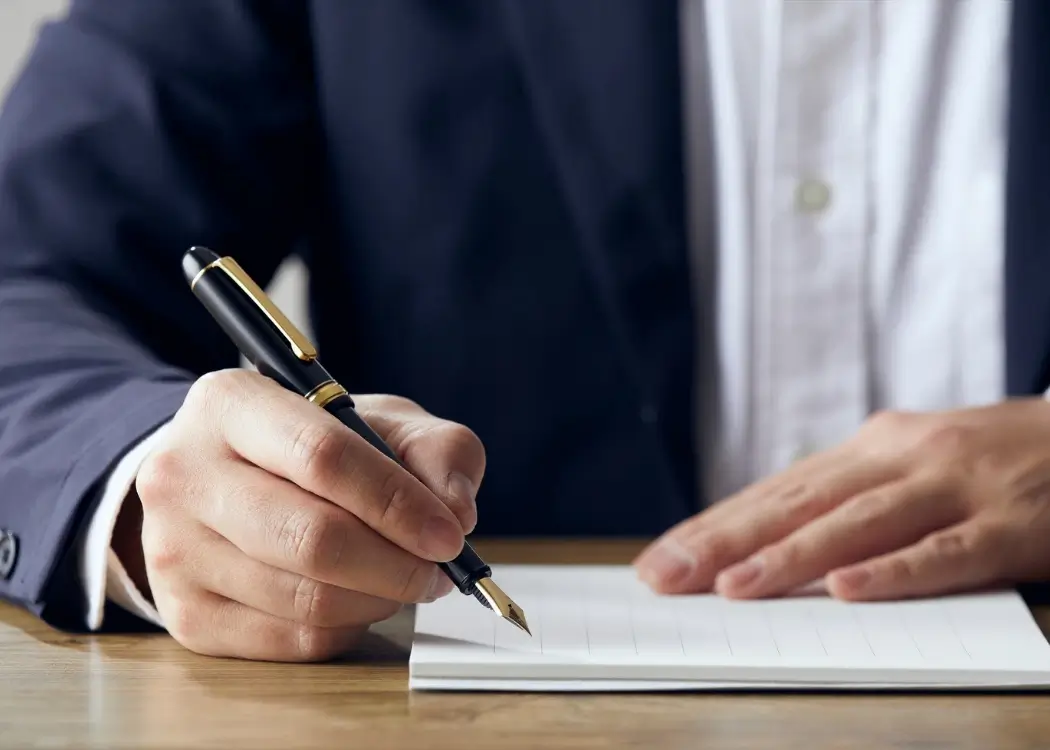 Regulatorische Prüfung bei der Eröffnung eines Firmendepots durch Banken und Broker.